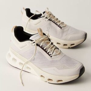 On Cloudnova X Sneaker Silver/Mulberry